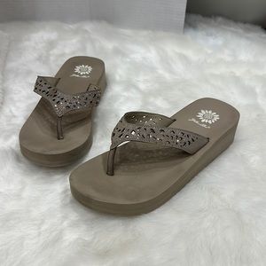 Yellow Box tan wedges size 8